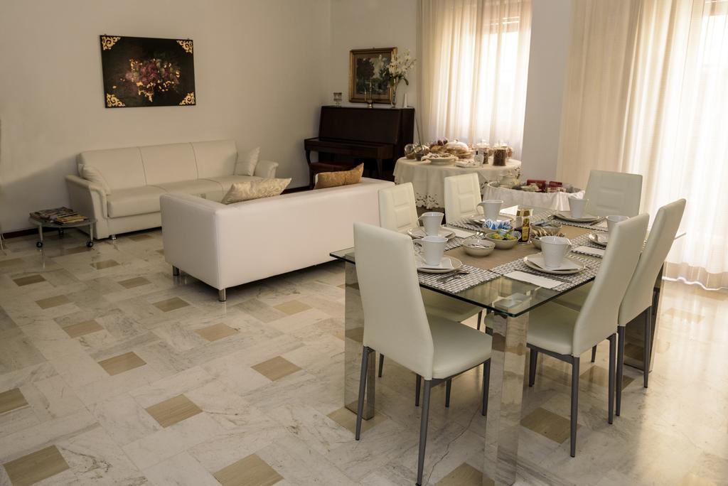 Rosa Dei Venti B&B Таранто Экстерьер фото
